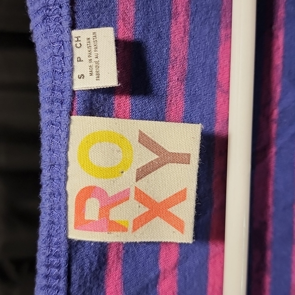 COPY - ROXY Long Sleeve Shirt Size Small - Picture 3 of 4